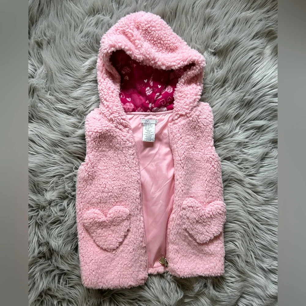 ❤️ Valentine’s Collection 💕 - Picture 3 of 4